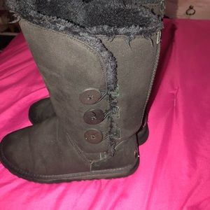Ugg boots size 9